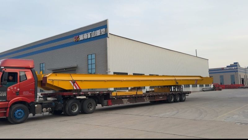 電動(dòng)葫蘆橋式起重機(jī) LH10t-27.95m 電動(dòng)單梁起重機(jī) LD5t—23.3m 制作完成，發(fā)往浙江省金華市交付客戶使用